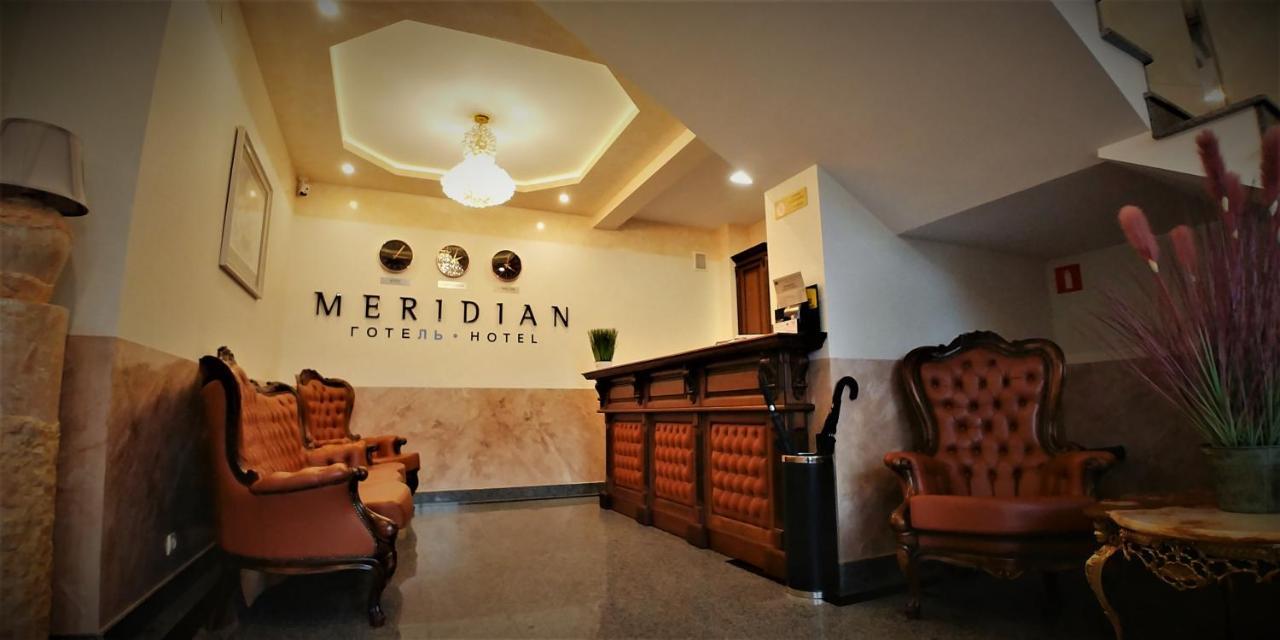 Hotel Meridian Brody Extérieur photo